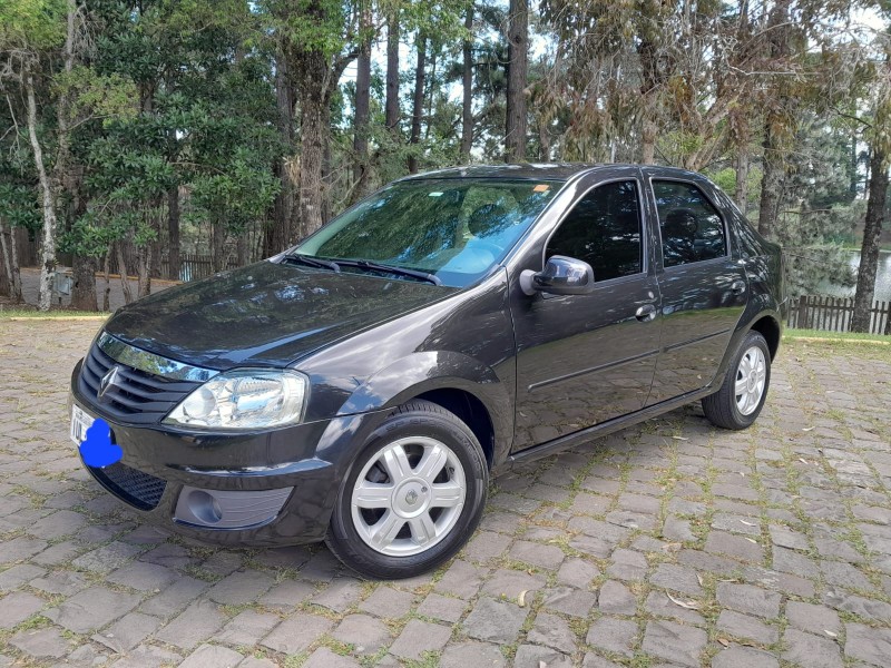 logan 1.6 expression 16v flex 4p automatico 2013 caxias do sul