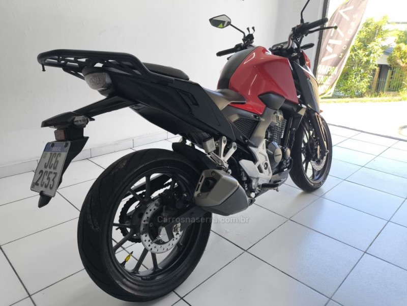 CB 300F TWISTER CBS - 2023 - CAXIAS DO SUL