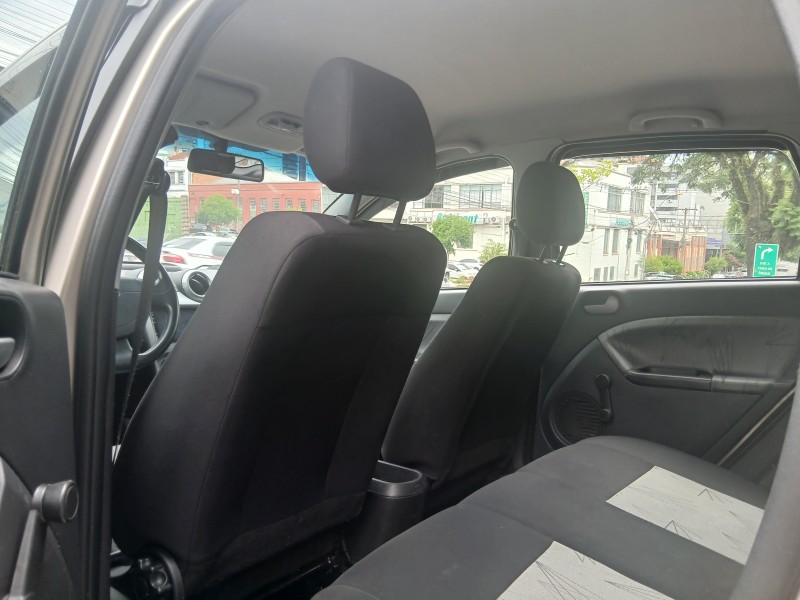 FIESTA 1.6 MPI HATCH 8V FLEX 4P MANUAL - 2010 - CAXIAS DO SUL