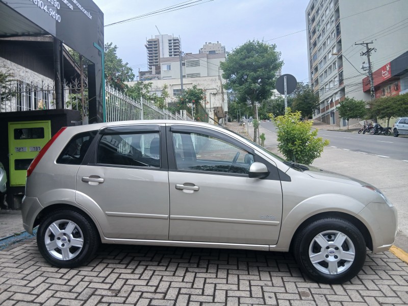 FIESTA 1.6 MPI HATCH 8V FLEX 4P MANUAL - 2010 - CAXIAS DO SUL