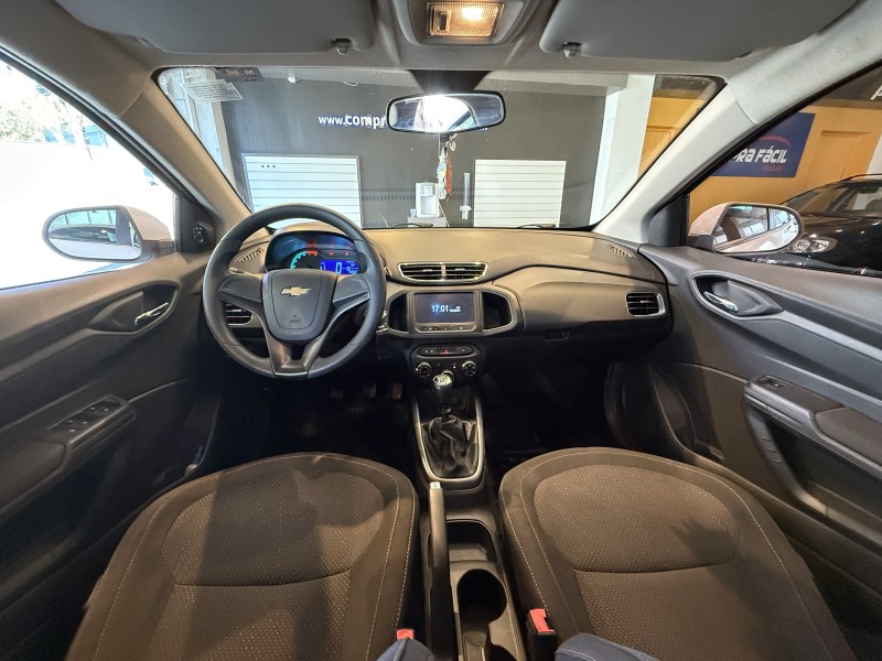 ONIX 1.4 MPFI LTZ 8V FLEX 4P MANUAL - 2014 - BENTO GONçALVES