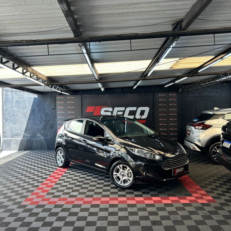 FIESTA 1.6 SE HATCH 16V FLEX 4P MANUAL - 2016 - PASSO FUNDO