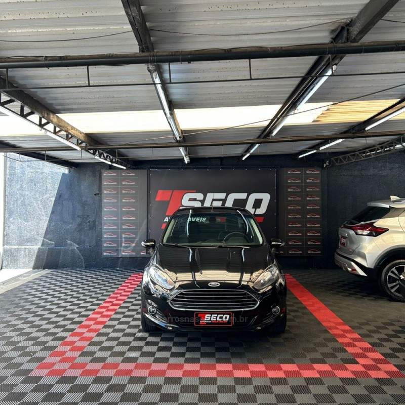 FIESTA 1.6 SE HATCH 16V FLEX 4P MANUAL - 2016 - PASSO FUNDO