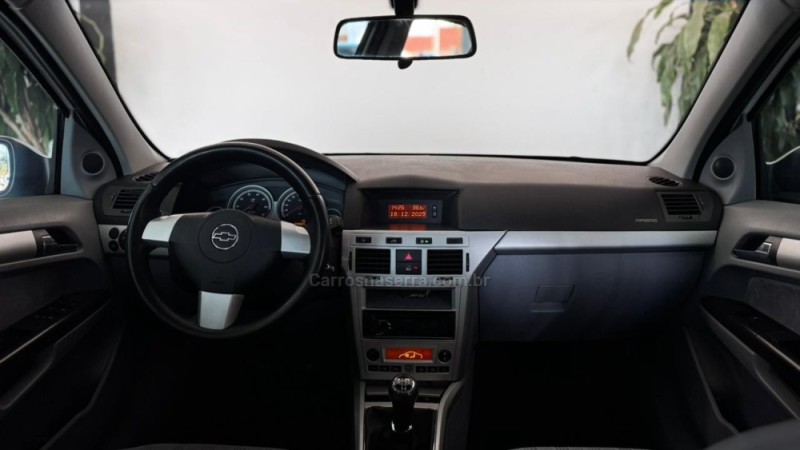 VECTRA 2.0 MPFI ELEGANCE 8V FLEX 4P MANUAL - 2007 - ESTâNCIA VELHA