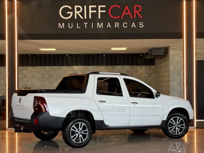 OROCH 1.6 16V EXPRESS FLEX 4P MANUAL - 2020 - DOIS IRMãOS