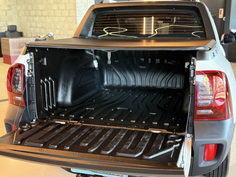 OROCH 1.6 16V EXPRESS FLEX 4P MANUAL - 2020 - DOIS IRMãOS