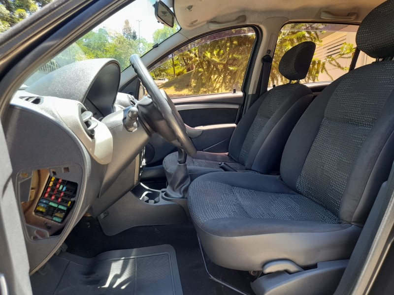 SANDERO 1.0 EXPRESSION 16V FLEX 4P MANUAL - 2008 - FARROUPILHA