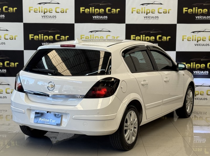 VECTRA 2.0 MPFI GT HATCH 8V FLEX 4P MANUAL - 2009 - CAXIAS DO SUL