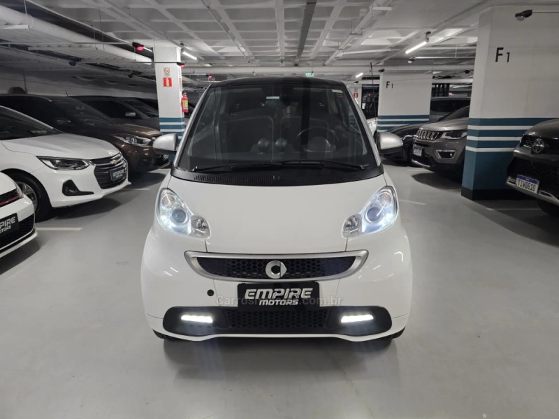 FORTWO 1.0 PASSION COUPÉ 3 CILINDROS 12V GASOLINA 2P AUTOMÁTICO - 2013 - PORTO ALEGRE