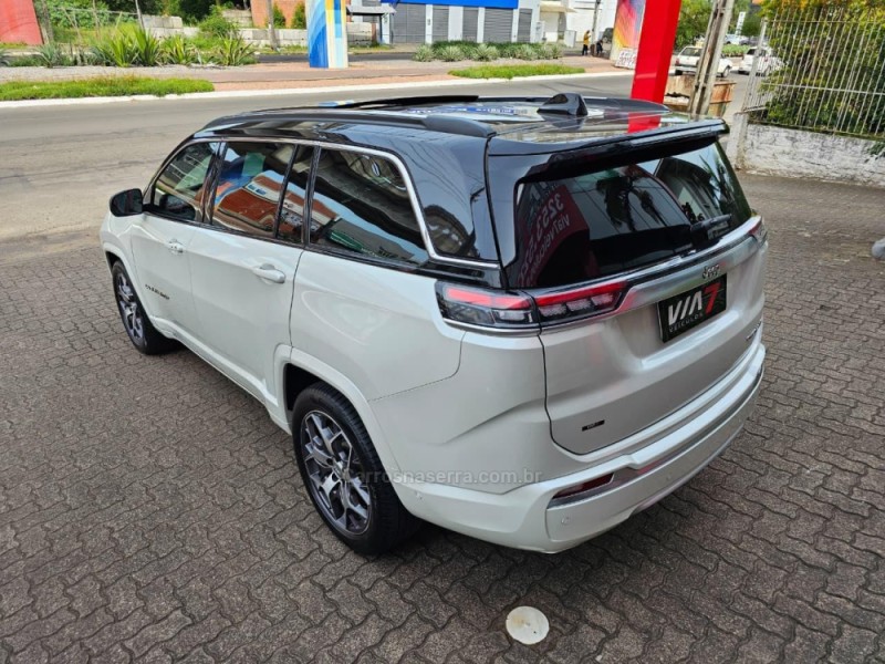 COMMANDER 1.3 OVERLAND T270 16V 4X2 TURBO FLEX 4P AUTOMÁTICO - 2023 - NOVO HAMBURGO