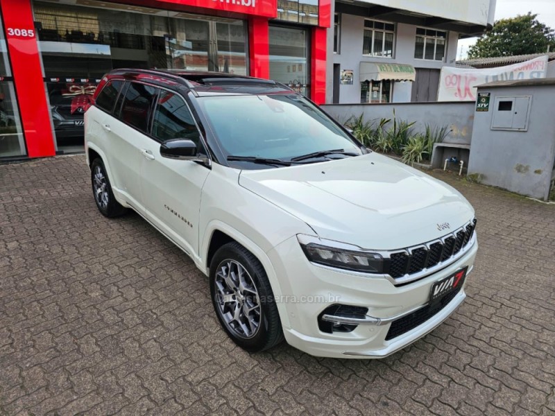 COMMANDER 1.3 OVERLAND T270 16V 4X2 TURBO FLEX 4P AUTOMÁTICO - 2023 - NOVO HAMBURGO