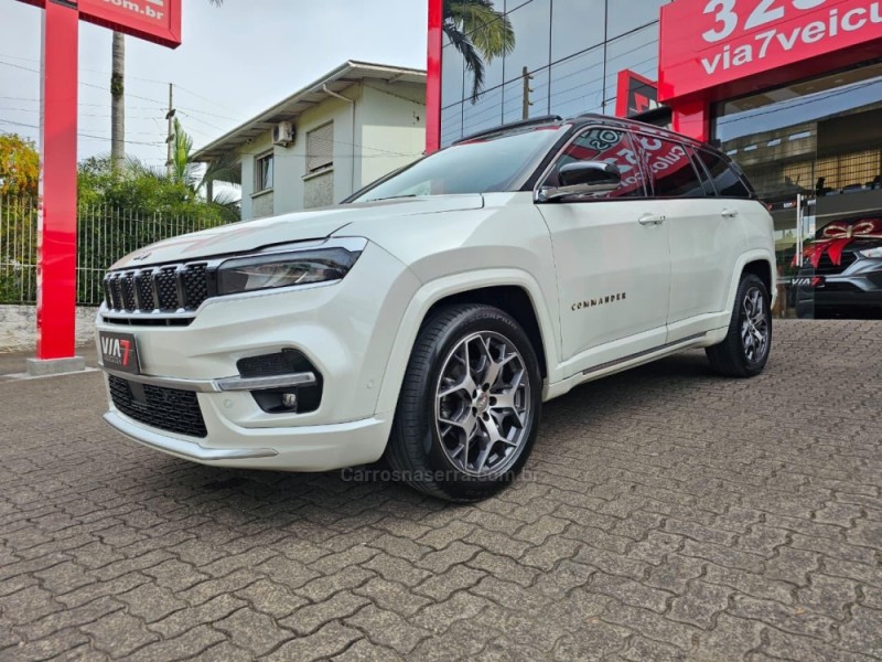 COMMANDER 1.3 OVERLAND T270 16V 4X2 TURBO FLEX 4P AUTOMÁTICO - 2023 - NOVO HAMBURGO