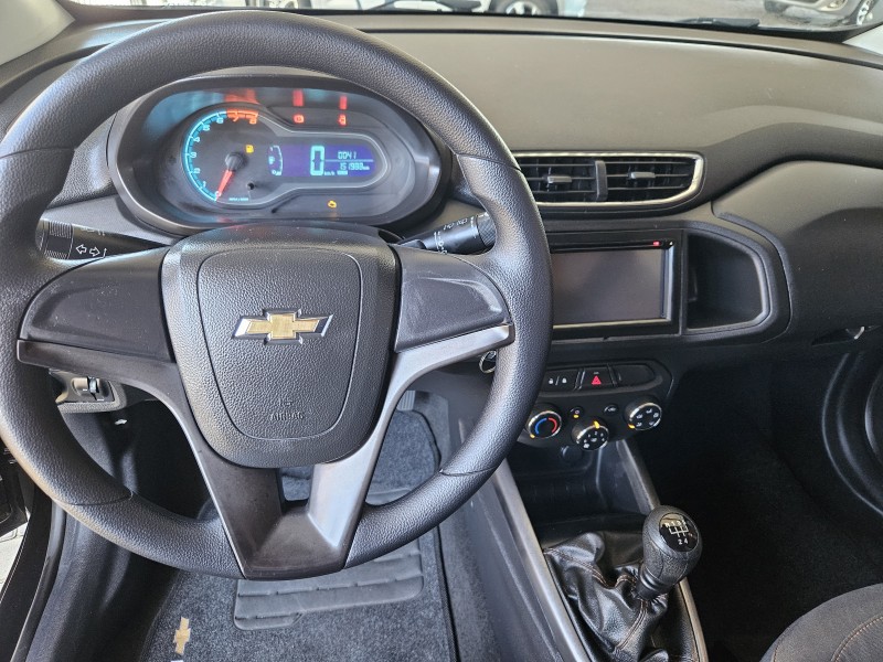 ONIX 1.4 MPFI LT 8V FLEX 4P MANUAL - 2013 - CAXIAS DO SUL