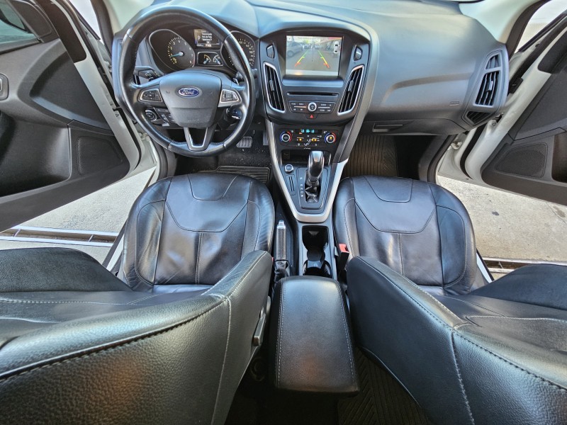 FOCUS 2.0 SE PLUS SEDAN 16V FLEX 4P AUTOMÁTICO - 2015 - CAXIAS DO SUL