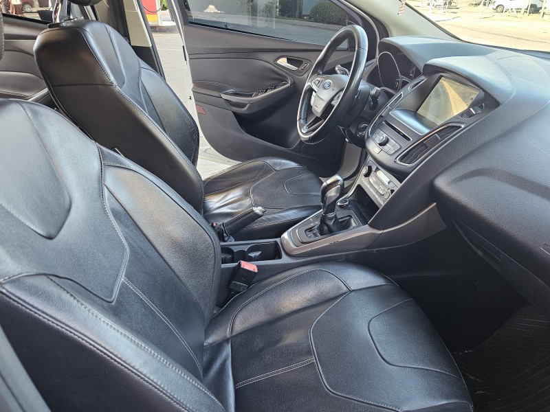 FOCUS 2.0 SE PLUS SEDAN 16V FLEX 4P AUTOMÁTICO - 2015 - CAXIAS DO SUL
