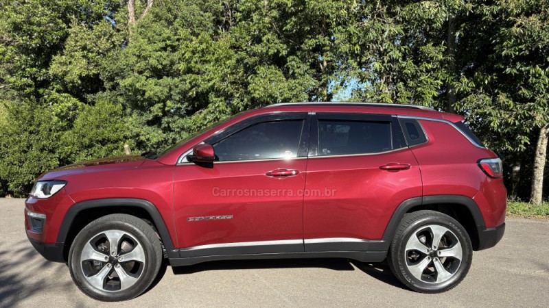 COMPASS 2.0 16V DIESEL LONGITUDE 4X4 AUTOMÁTICO - 2018 - CAXIAS DO SUL