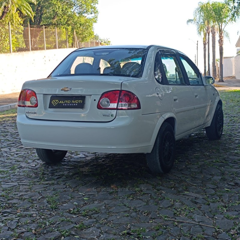 CLASSIC 1.0 MPFI LS 8V FLEX 4P MANUAL - 2011 - IVOTI
