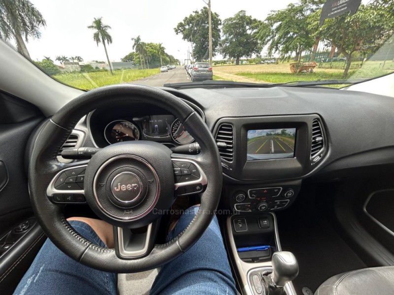 COMPASS 2.0 16V FLEX SPORT AUTOMÁTICO - 2019 - FARROUPILHA