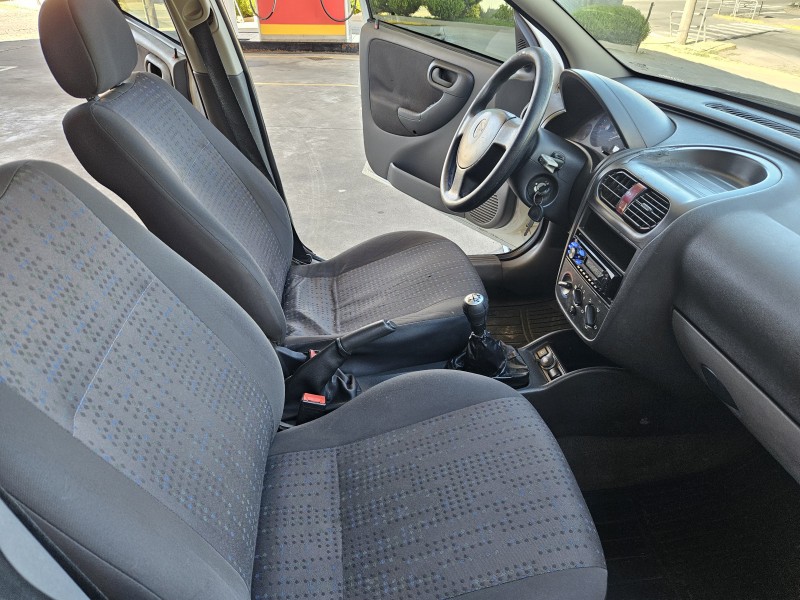 CORSA 1.0 MPFI JOY 8V GASOLINA 4P MANUAL - 2004 - CAXIAS DO SUL