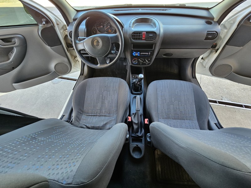 CORSA 1.0 MPFI JOY 8V GASOLINA 4P MANUAL - 2004 - CAXIAS DO SUL
