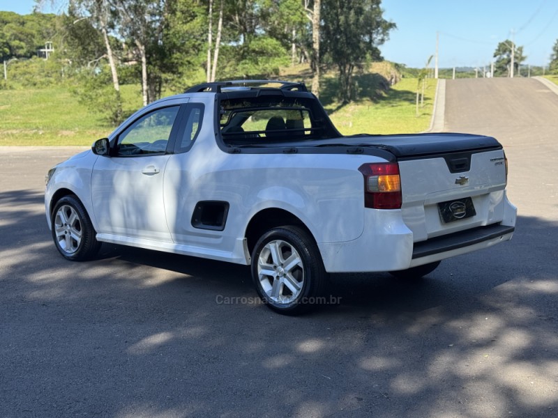 MONTANA 1.4 MPFI SPORT CS 8V FLEX 2P MANUAL - 2015 - GRAMADO