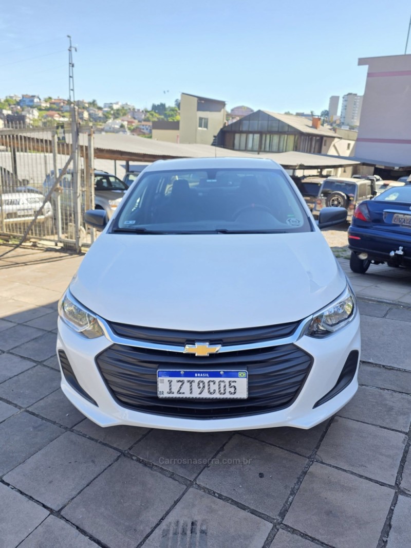 onix 1.0	premier plus 8v turbo flex 4p automatico 2024 caxias do sul