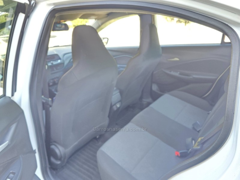 ONIX 1.0	PREMIER PLUS 8V TURBO FLEX 4P AUTOMÁTICO - 2024 - CAXIAS DO SUL