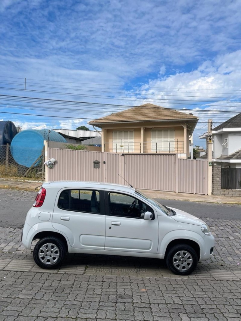 UNO 1.0 EVO VIVACE 8V FLEX 4P MANUAL - 2012 - BENTO GONçALVES