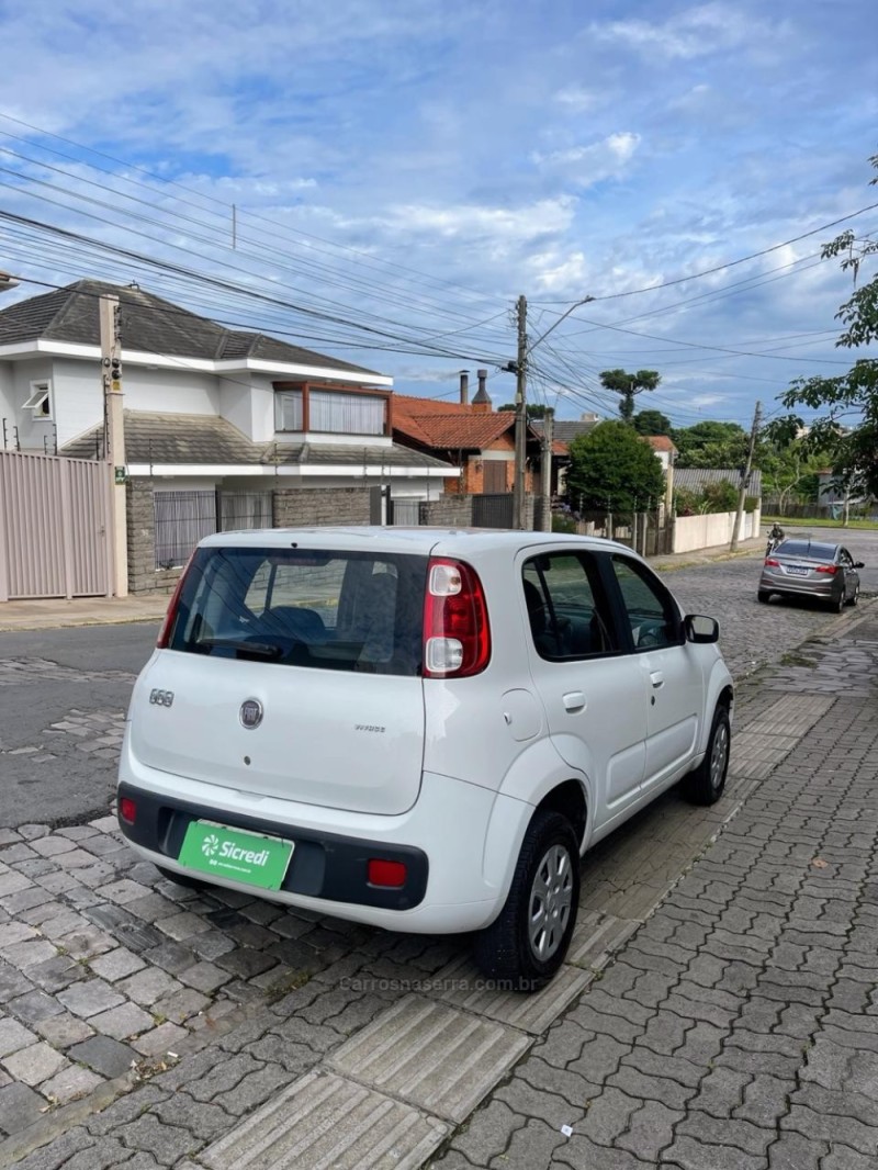 UNO 1.0 EVO VIVACE 8V FLEX 4P MANUAL - 2012 - BENTO GONçALVES