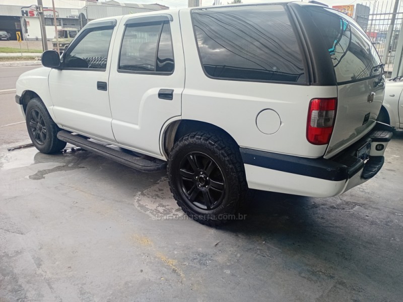 BLAZER 2.4 MPFI ADVANTAGE 4X2 8V FLEX 4P MANUAL - 2011 - CAXIAS DO SUL