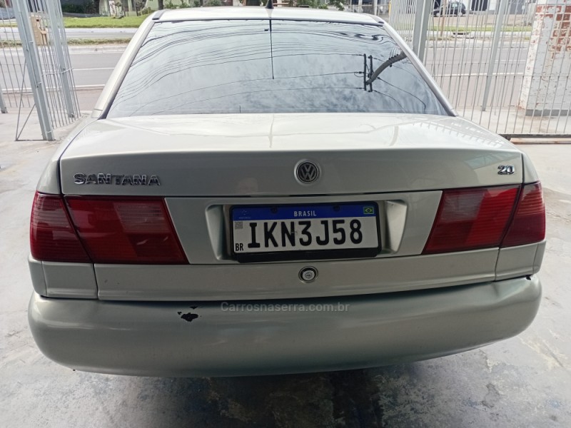SANTANA 2.0 MI 8V GASOLINA 4P MANUAL - 2002 - CAXIAS DO SUL