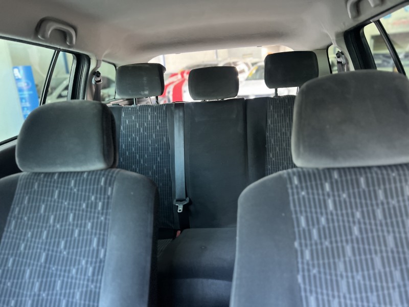 MÉGANE 1.6 DYNAMIQUE 16V FLEX 4P MANUAL - 2010 - PORTãO