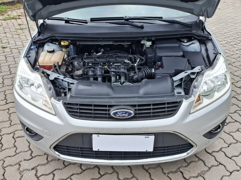 FOCUS 1.6 GLX 16V FLEX 4P MANUAL - 2011 - BENTO GONçALVES