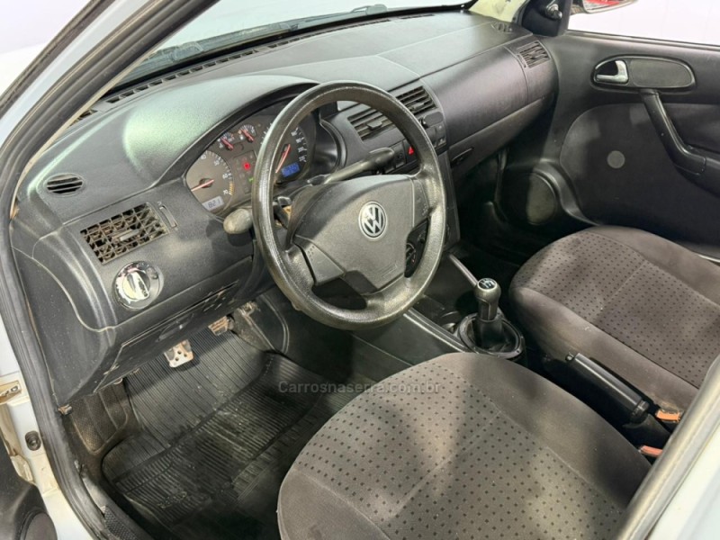 SAVEIRO 1.8 MI SUMMER CS 8V GASOLINA 2P MANUAL - 2001 - VACARIA