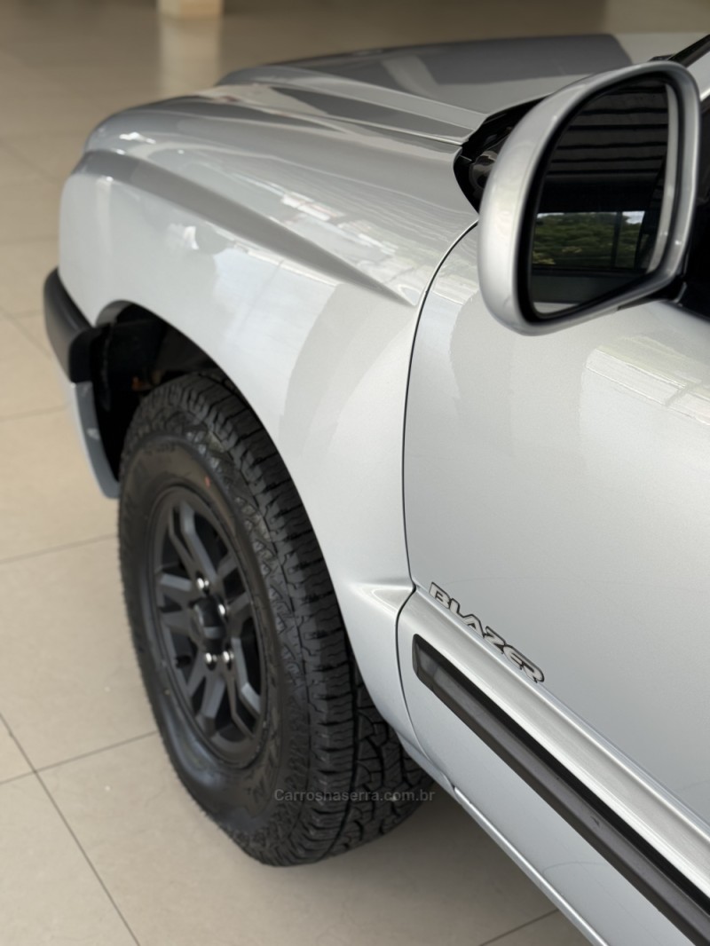 BLAZER 2.8 DLX 4X4 12V TURBO INTERCOOLER DIESEL 4P MANUAL - 2001 - FARROUPILHA