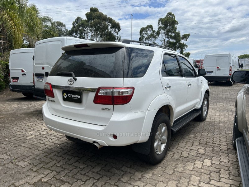 HILUX SW4 3.0 SRV 4X4 7 LUGARES 16V TURBO INTERCOOLER DIESEL 4P AUTOMÁTICO - 2010 - FARROUPILHA
