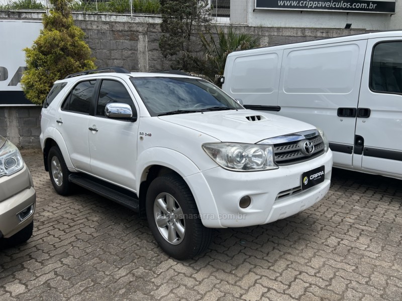 hilux sw4 3.0 srv 4x4 7 lugares 16v turbo intercooler diesel 4p automatico 2010 farroupilha