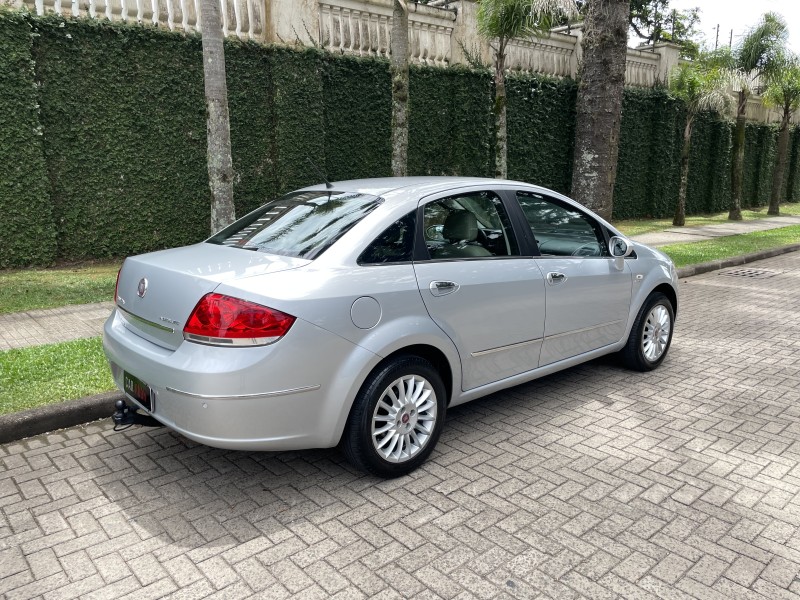 LINEA 1.8 ABSOLUTE 16V FLEX 4P AUTOMATIZADO - 2011 - CAXIAS DO SUL