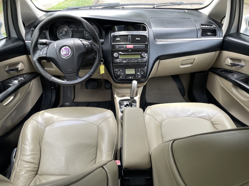 LINEA 1.8 ABSOLUTE 16V FLEX 4P AUTOMATIZADO - 2011 - CAXIAS DO SUL