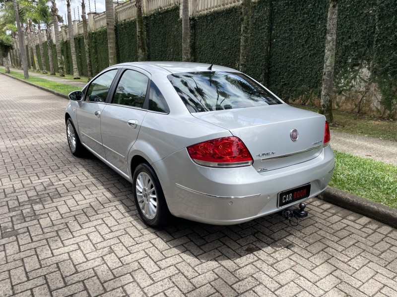 LINEA 1.8 ABSOLUTE 16V FLEX 4P AUTOMATIZADO - 2011 - CAXIAS DO SUL