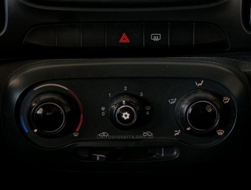 MOBI 1.0 8V EVO FLEX LIKE. MANUAL - 2017 - CAXIAS DO SUL