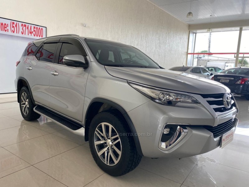 HILUX SW4 2.8 SRX 4X4 16V TURBO INTERCOOLER DIESEL 4P AUTOMÁTICO - 2019 - LAJEADO