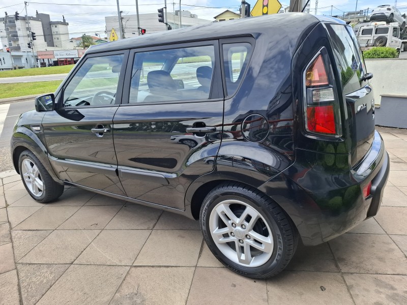 SPORTAGE 2.0 EX 4X2 16V GASOLINA 4P MANUAL - 2011 - FARROUPILHA