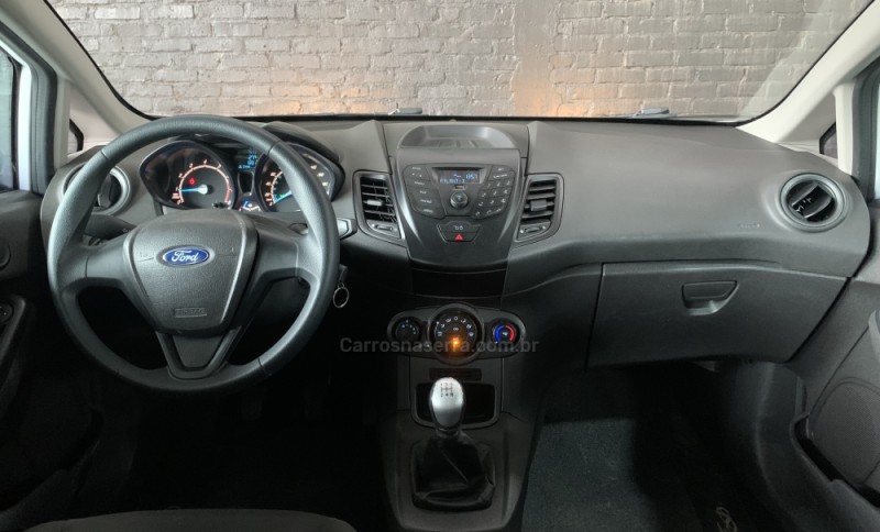 FIESTA 1.6 SE HATCH PLUS 16V FLEX 4P MANUAL - 2015 - CAXIAS DO SUL