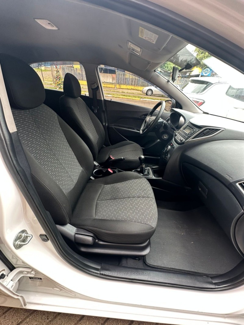 HB20 1.0 COMFORT 12V FLEX 4P MANUAL - 2017 - PAROBé