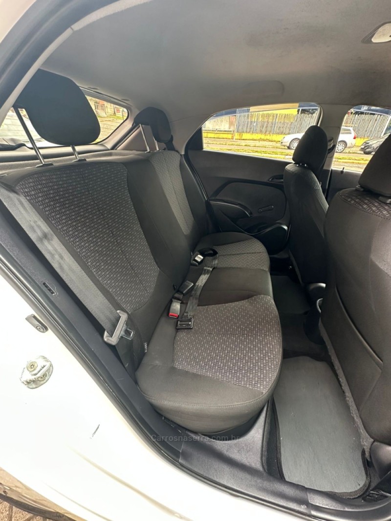 HB20 1.0 COMFORT 12V FLEX 4P MANUAL - 2017 - PAROBé