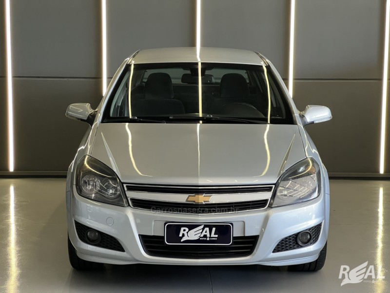 VECTRA 2.0 MPFI GT HATCH 8V FLEX 4P MANUAL - 2011 - SAPIRANGA