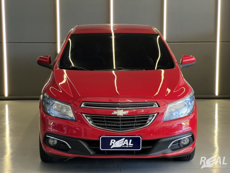 PRISMA 1.4 MPFI LT 8V FLEX 4P MANUAL - 2015 - SAPIRANGA