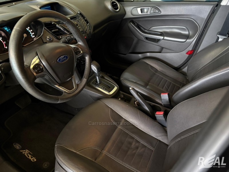 FIESTA 1.0 ECOBOOST TITANIUM HATCH 12V GASOLINA 4P AUTOMÁTICO - 2017 - SAPIRANGA