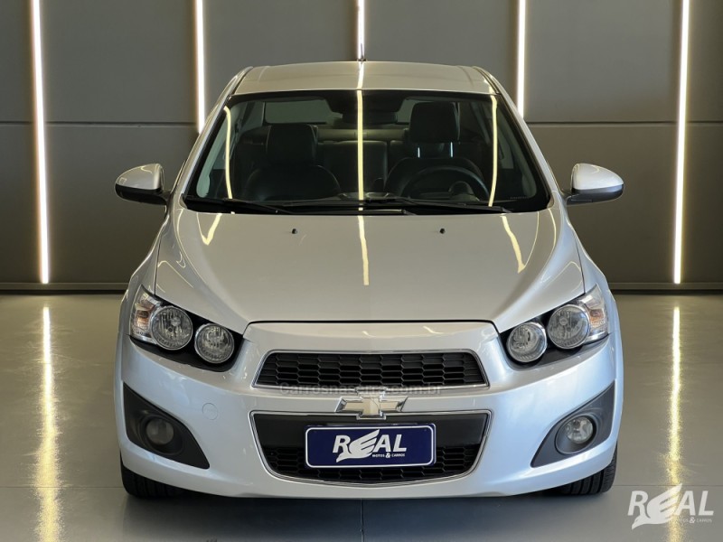 SONIC 1.6 LTZ SEDAN 16V FLEX 4P AUTOMÁTICO - 2014 - SAPIRANGA